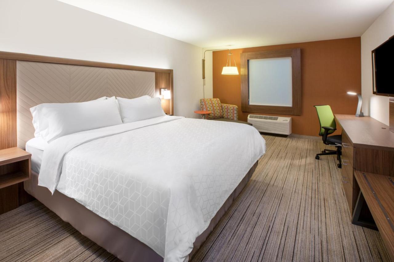 Holiday Inn Express & Suites Dyersburg By Ihg Zewnętrze zdjęcie