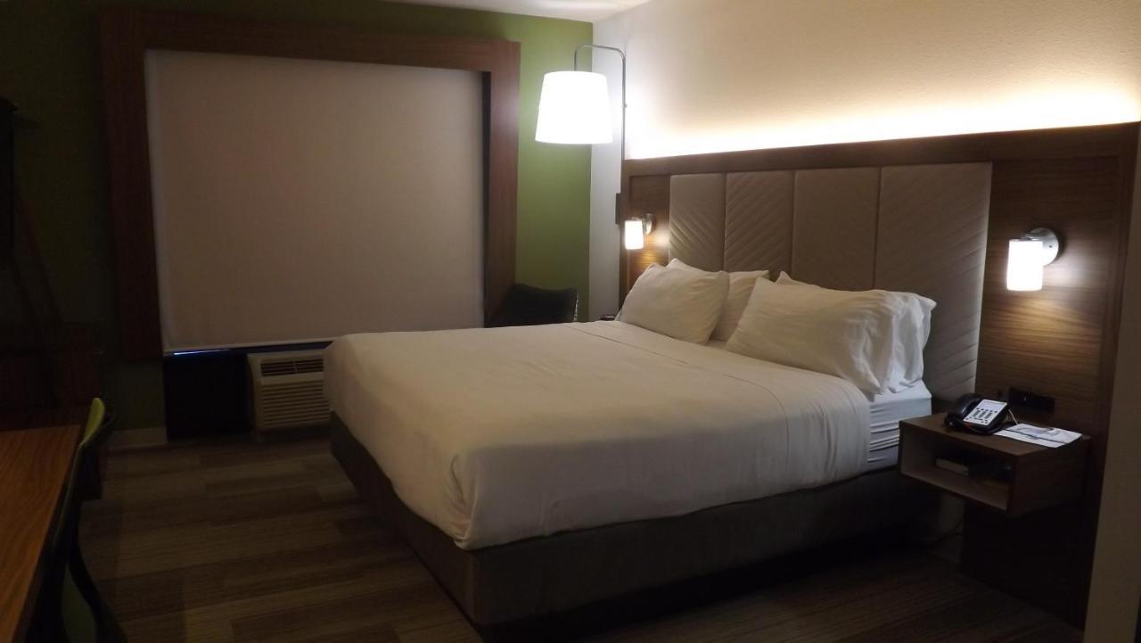 Holiday Inn Express & Suites Dyersburg By Ihg Zewnętrze zdjęcie