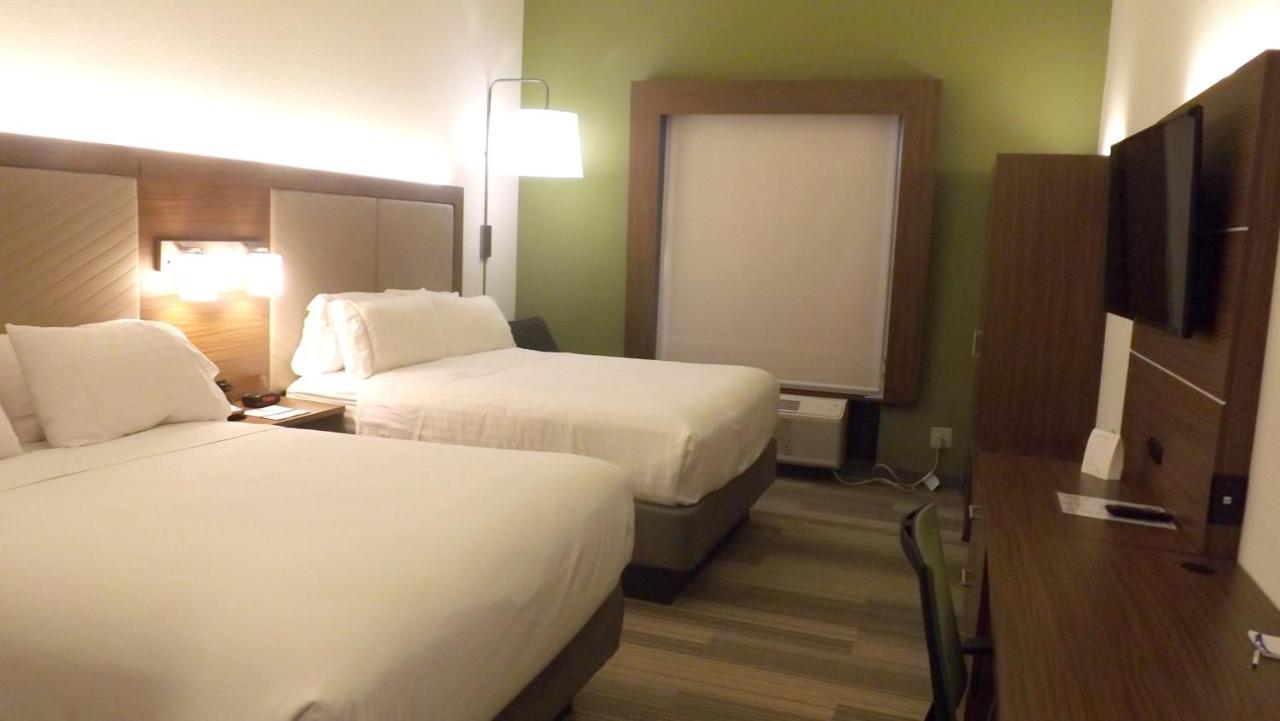 Holiday Inn Express & Suites Dyersburg By Ihg Zewnętrze zdjęcie