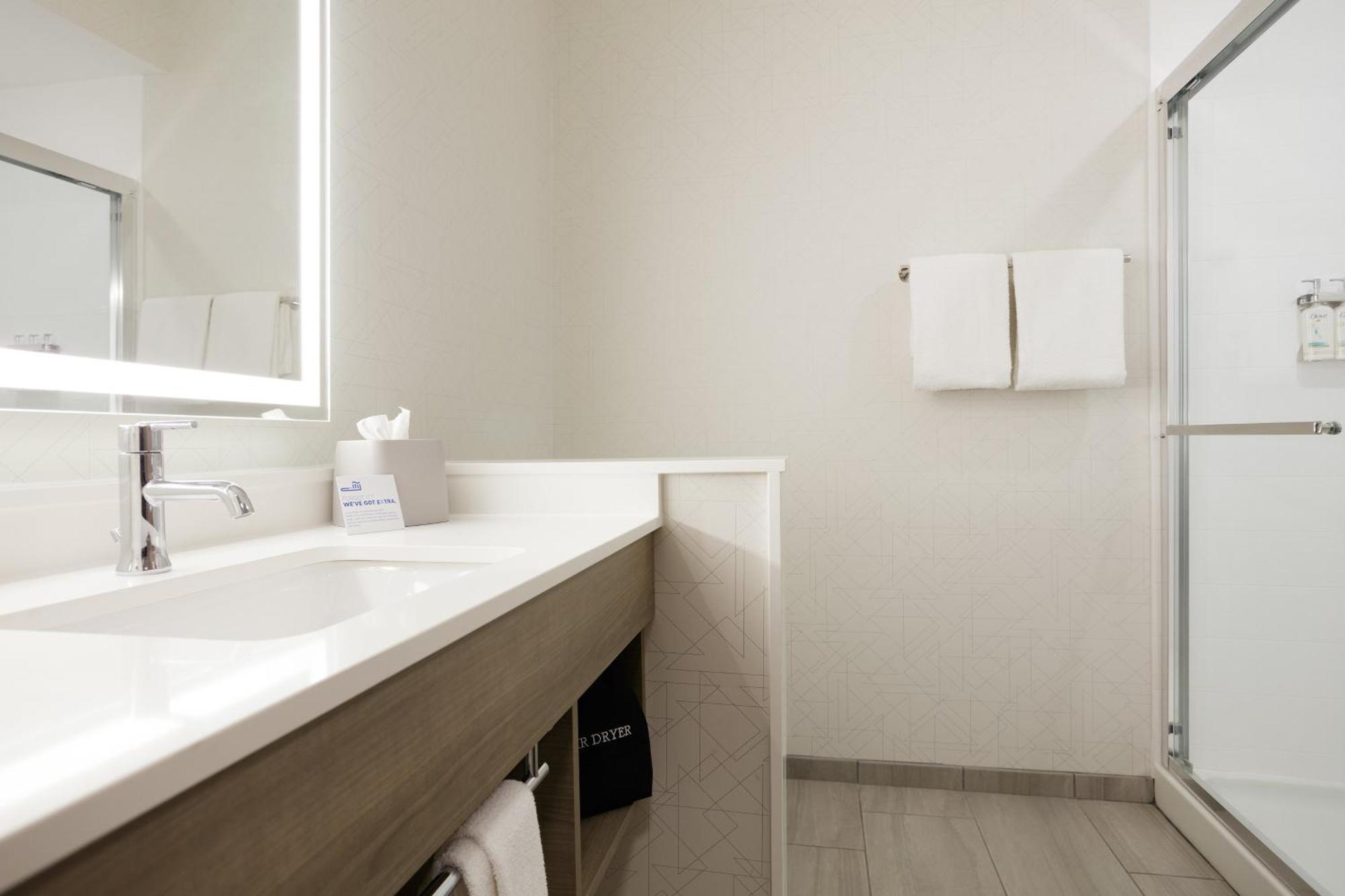 Holiday Inn Express & Suites Dyersburg By Ihg Zewnętrze zdjęcie