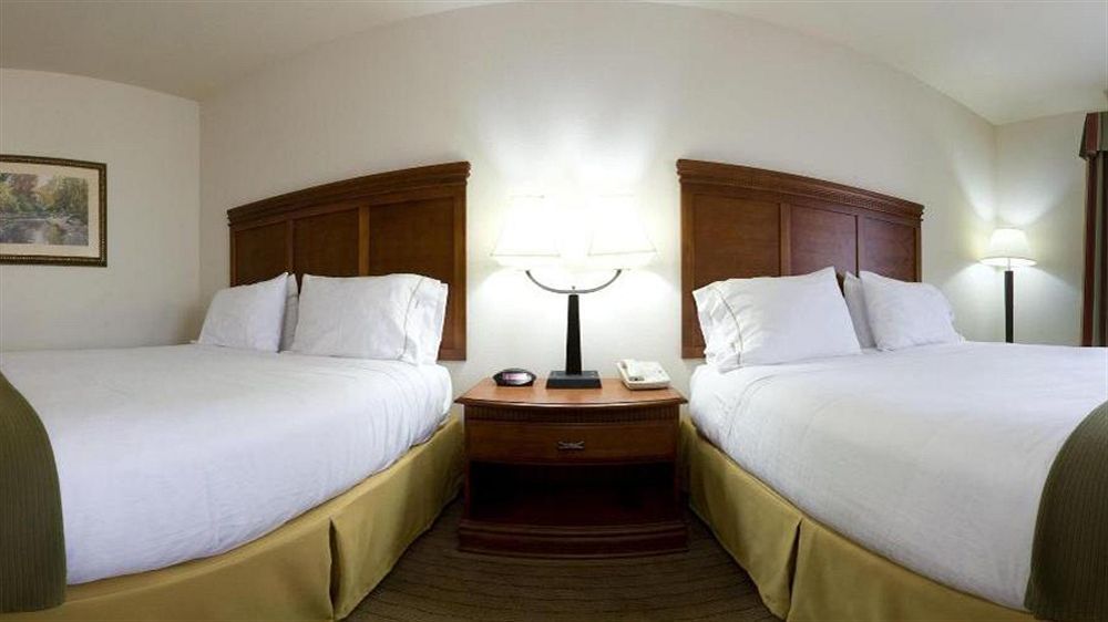 Holiday Inn Express & Suites Dyersburg By Ihg Zewnętrze zdjęcie
