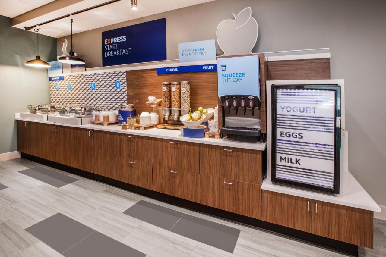Holiday Inn Express & Suites Dyersburg By Ihg Zewnętrze zdjęcie
